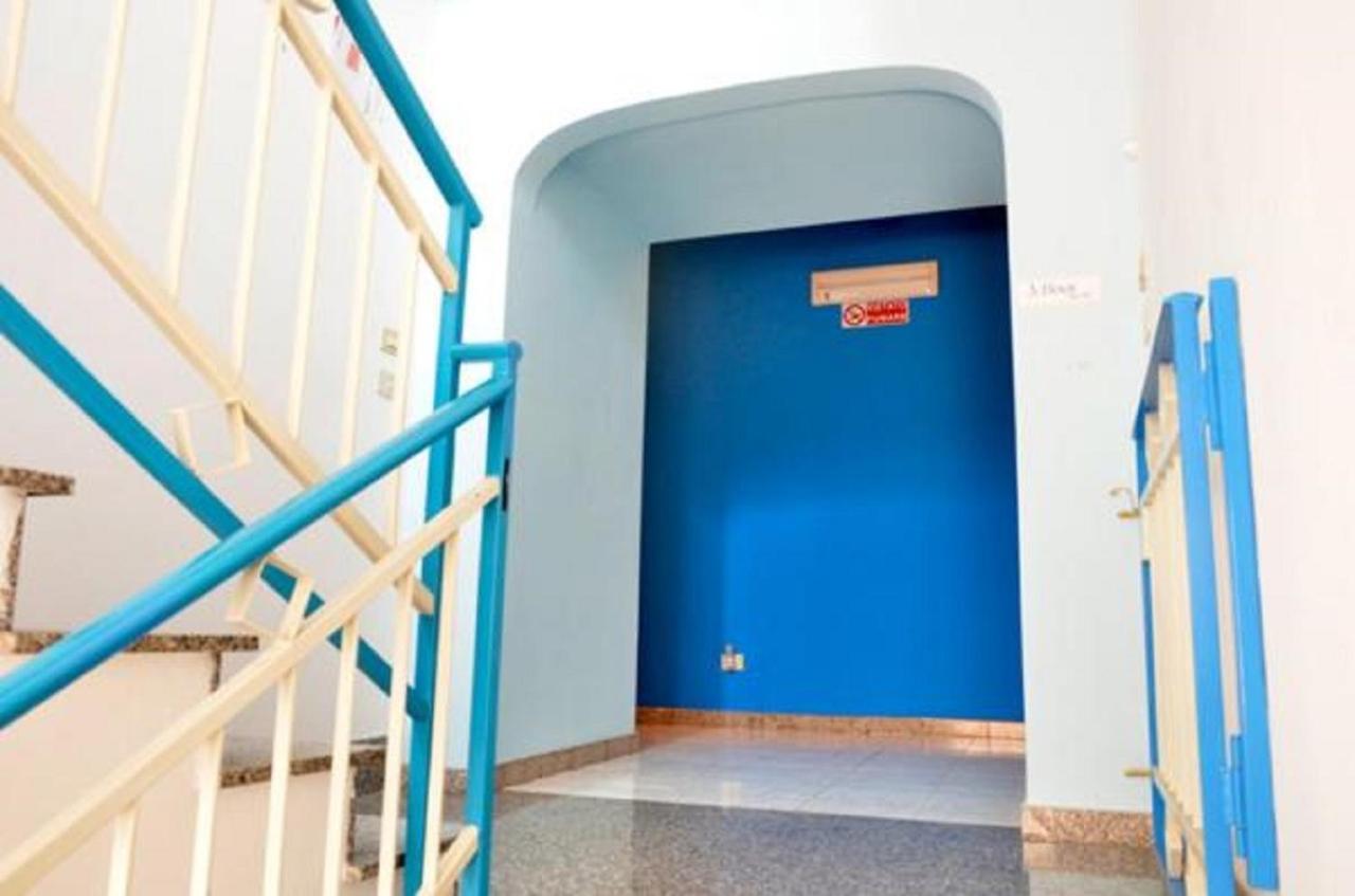 Gianni House Backpackers Hostel Giardini Naxos Exterior photo